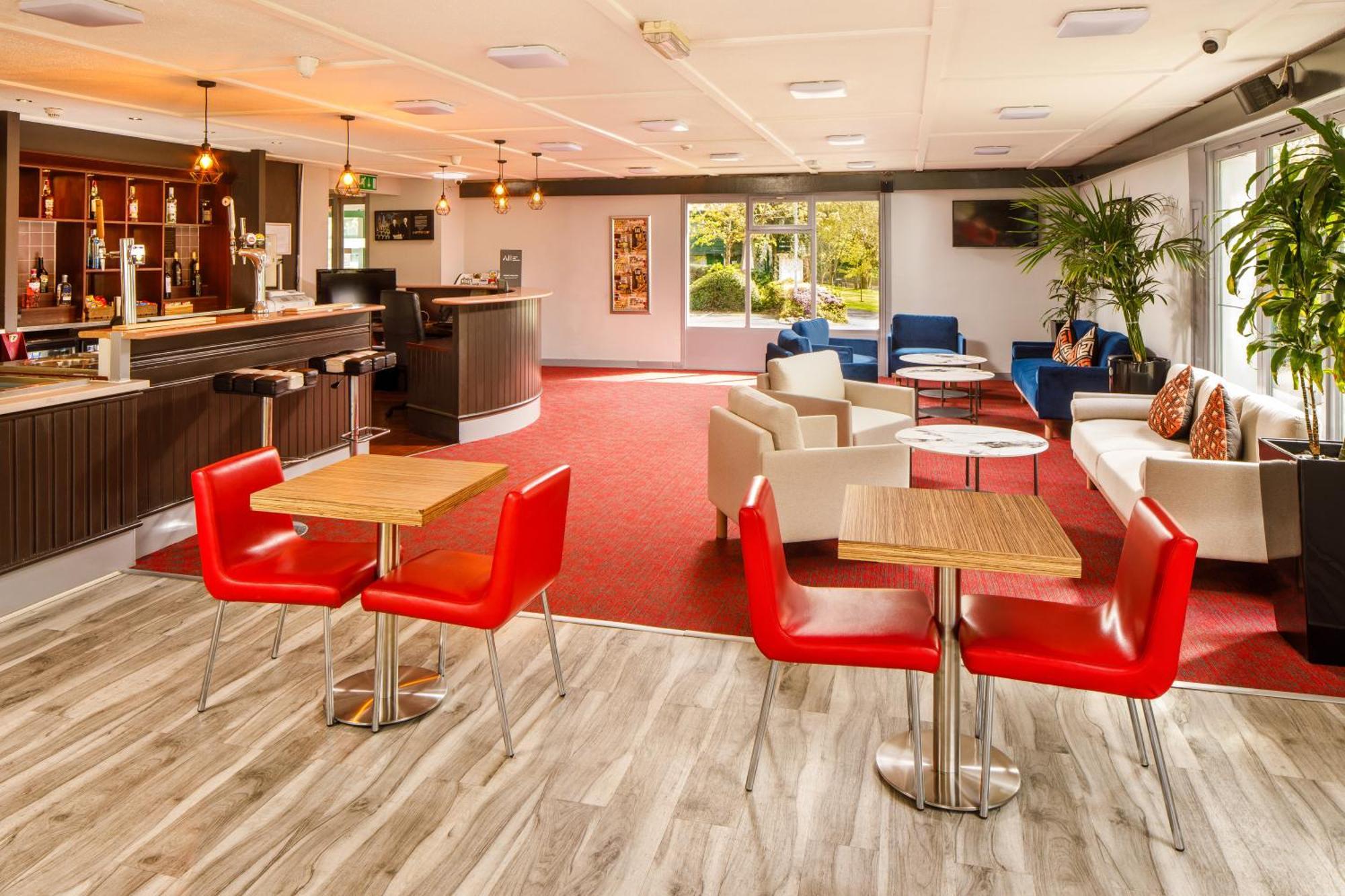 Ibis Coventry South Hotel Exterior photo